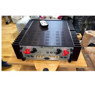 Mark levinson no 383 integrated amp
