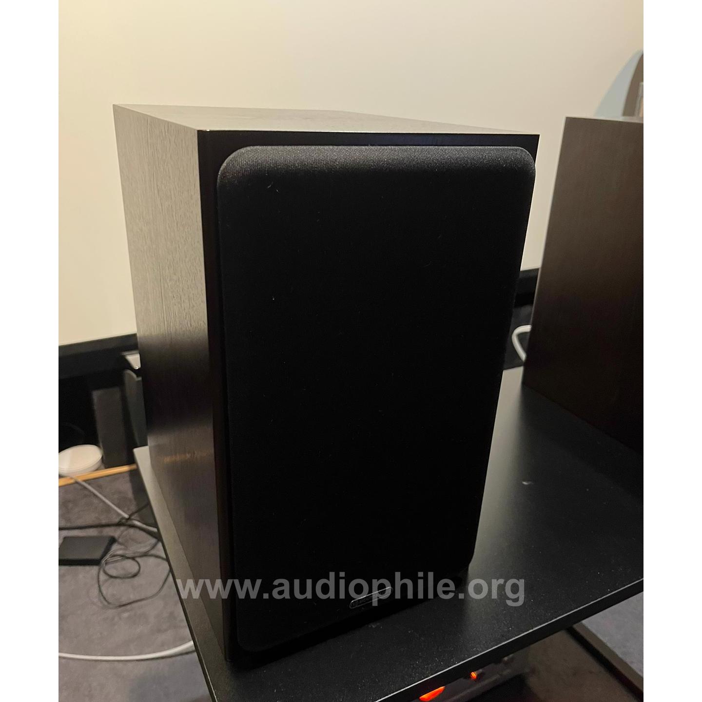 Monitor audio silver 2 (5g) bookshelf speakers (walnut)(takaslı)